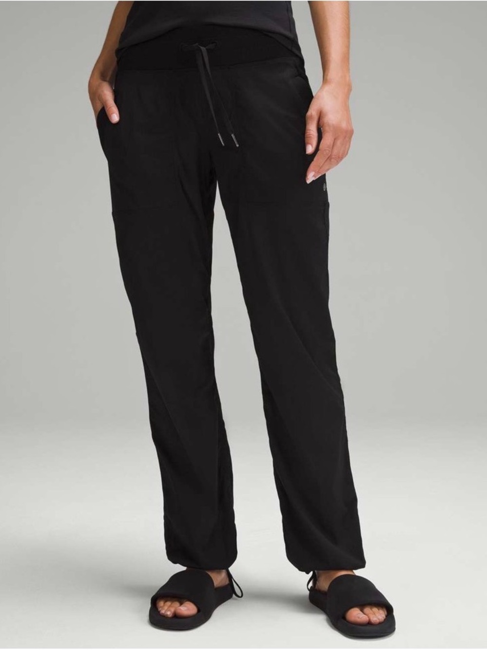 Lululemon Dance Studio Mid-Rise Pant *Short in Black Size 12